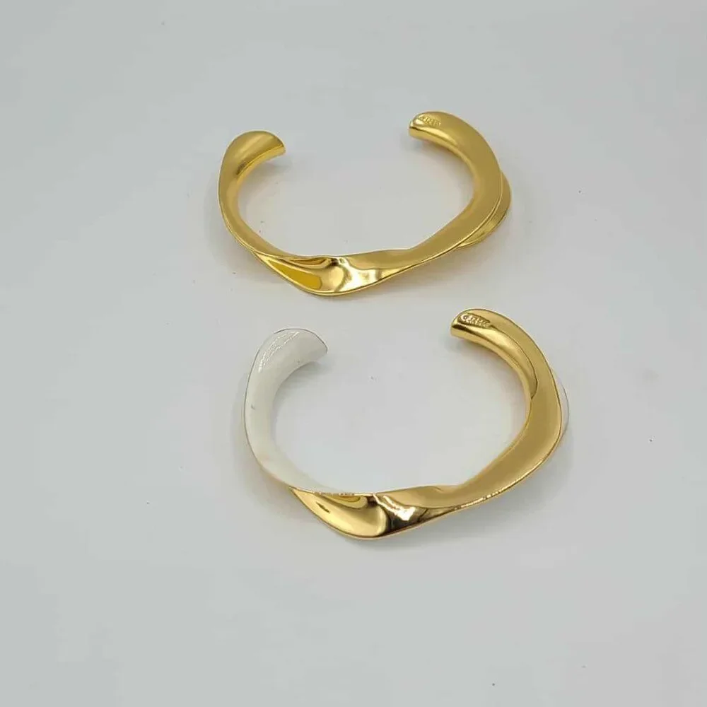 J Crew Gold tone Twisted Cuff Bracelet & White Enamel Gold Tone Twisted Cuff